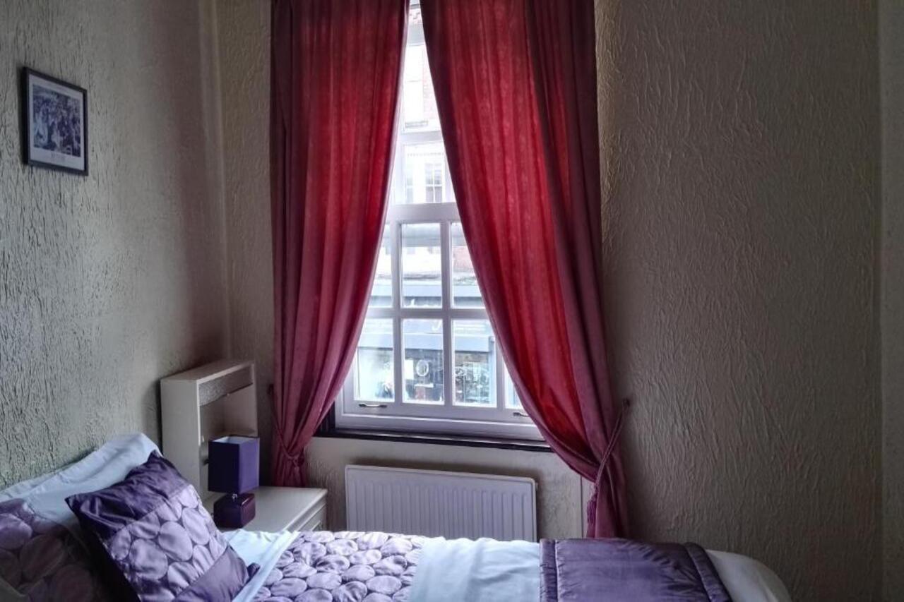 Barley Mow Hotel ポンテフラクト エクステリア 写真