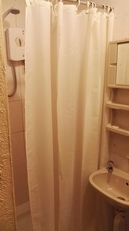 Barley Mow Hotel ポンテフラクト エクステリア 写真