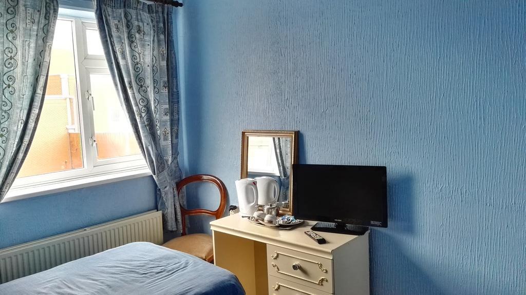 Barley Mow Hotel ポンテフラクト エクステリア 写真
