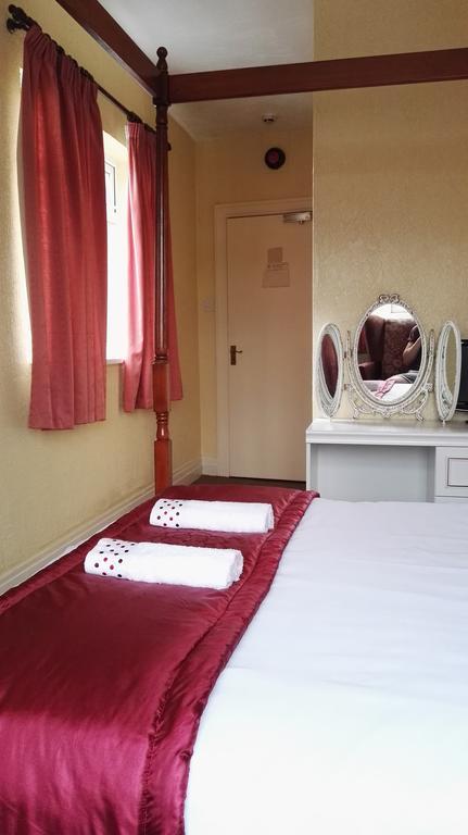 Barley Mow Hotel ポンテフラクト エクステリア 写真